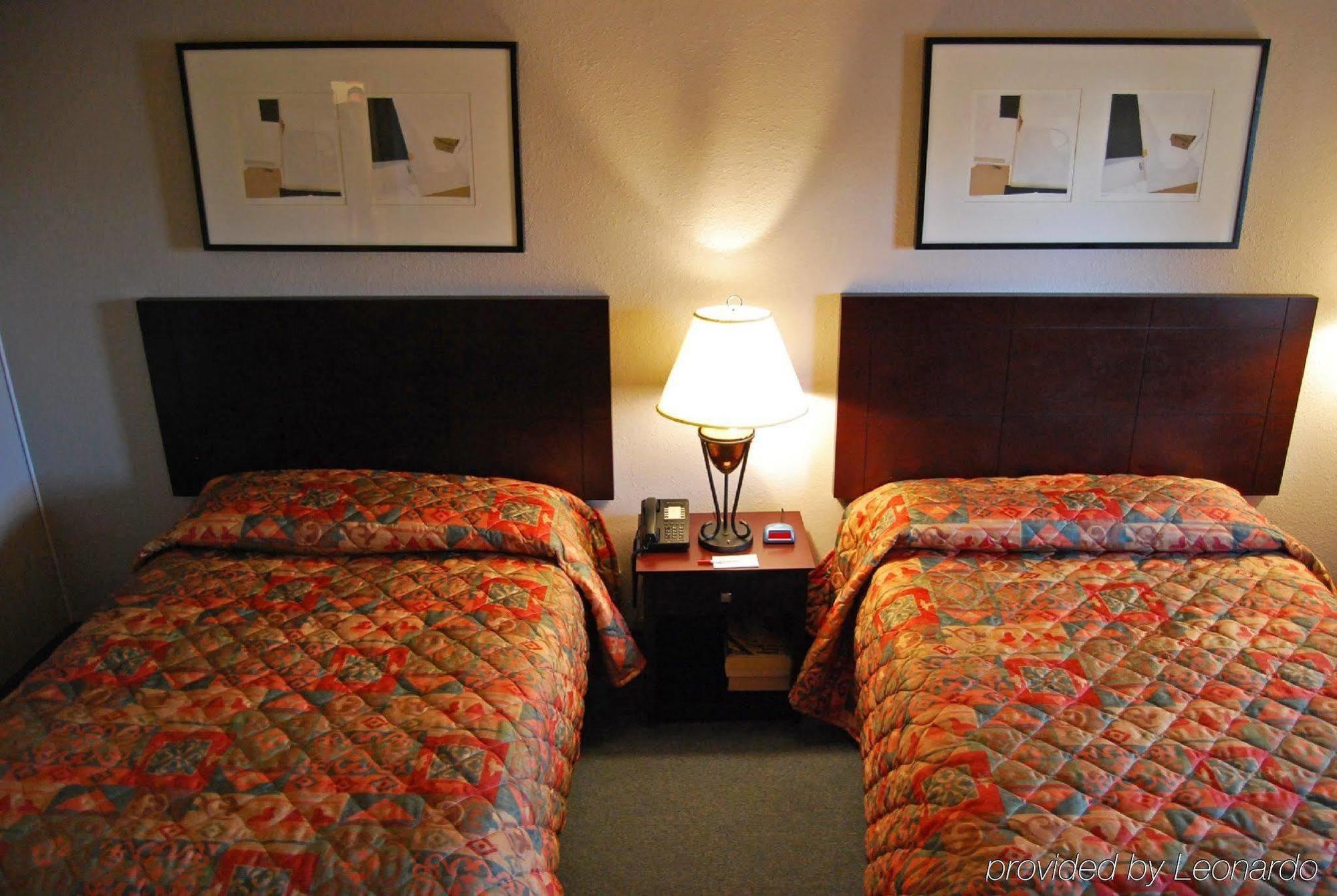 Days Inn By Wyndham Denver Downtown Room photo